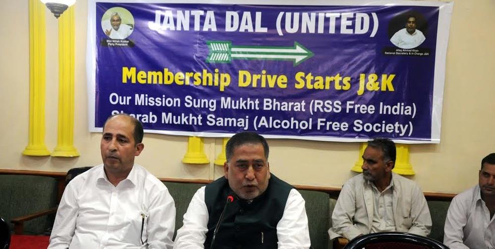Janata Dal appeals Govt to impose ban on Alcohol